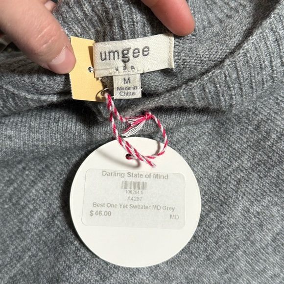 Umgee USA Sweater Womenβs Medium Gray Ruffle Bell Sleeve Cozy Knit - Picture 6 of 7